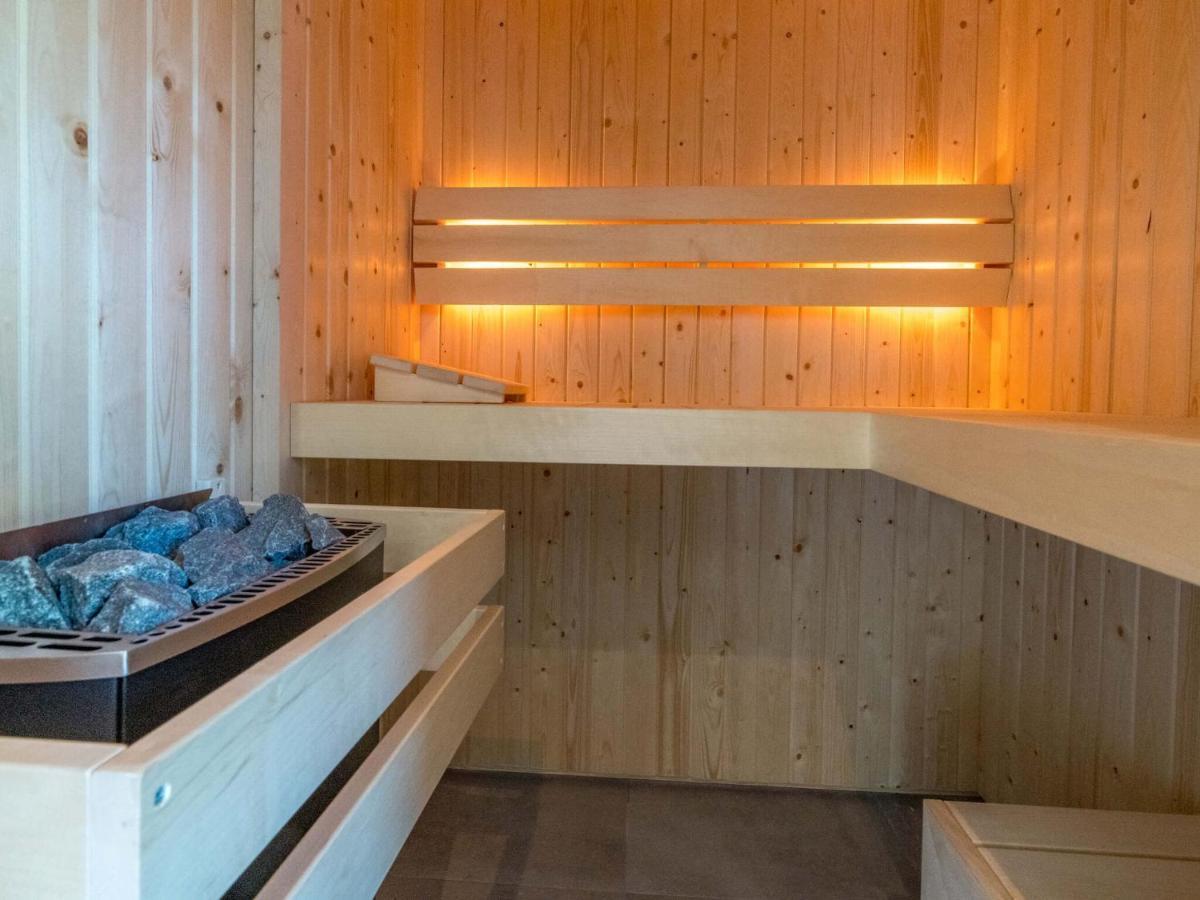 Comfortable Holiday Home In Texel With Sauna Westermient Exteriör bild